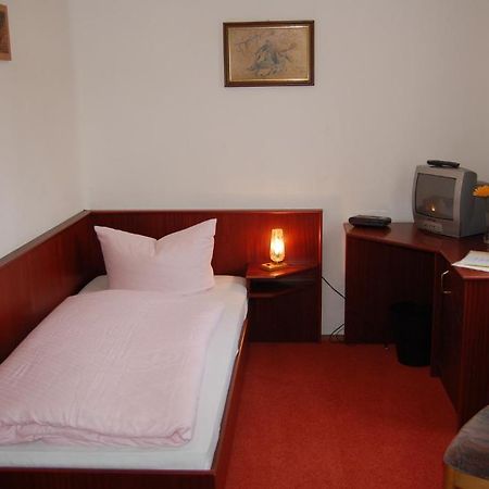 Rennstieg-Hotel Rettelbusch Kammerforst Szoba fotó