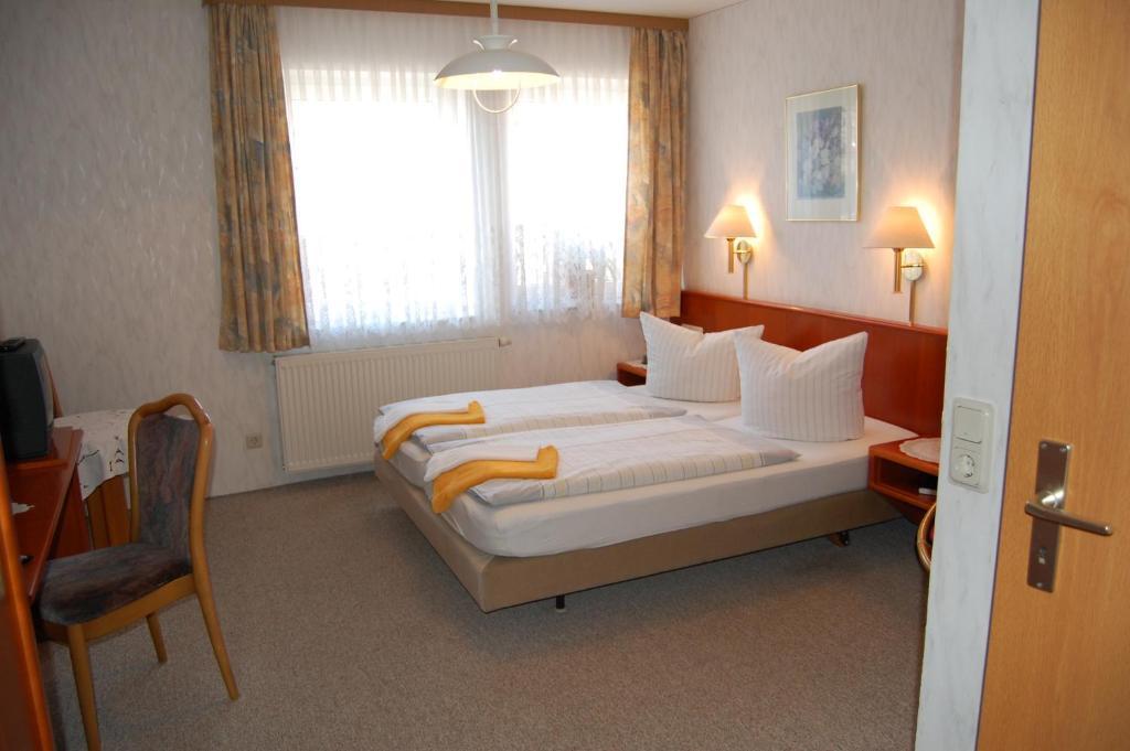 Rennstieg-Hotel Rettelbusch Kammerforst Szoba fotó