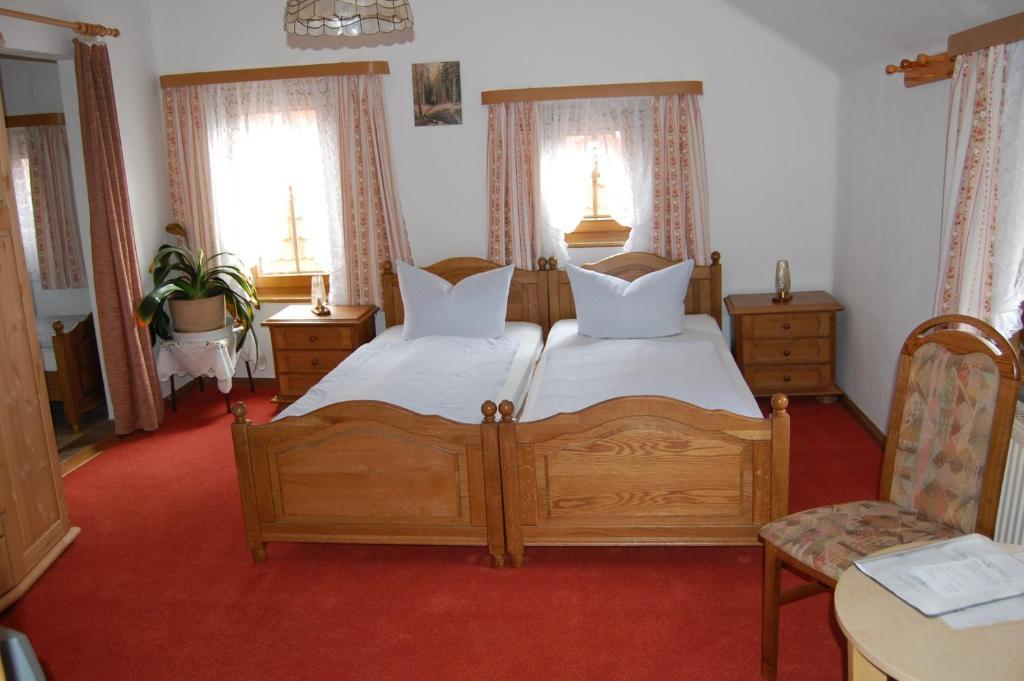 Rennstieg-Hotel Rettelbusch Kammerforst Szoba fotó