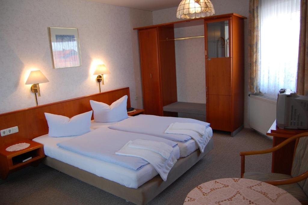 Rennstieg-Hotel Rettelbusch Kammerforst Szoba fotó